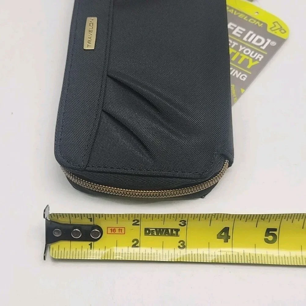 Travelon Wallet Wristlet Black Nylon 7.5x4 Card Organizer Coin Zip RFID NEW